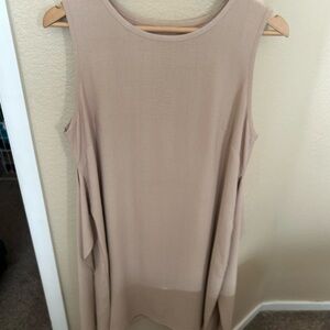 Sleeveless Beige dress tie back